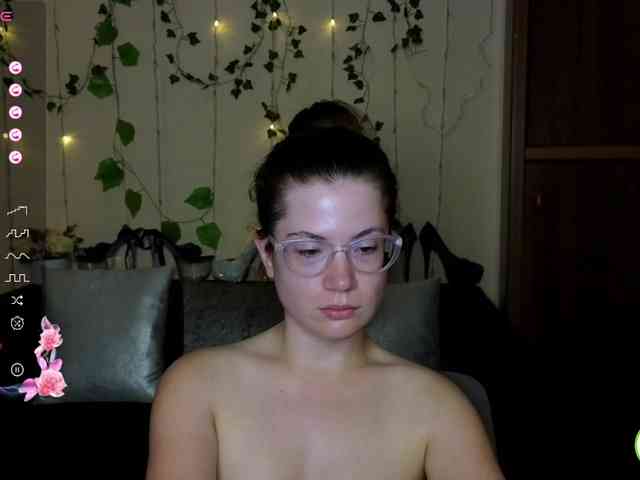 Aliciafolow009 webcam