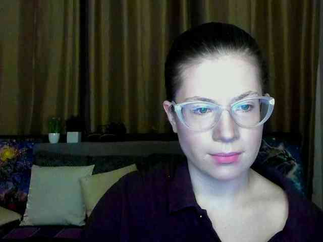Aliciafolow009 webcam