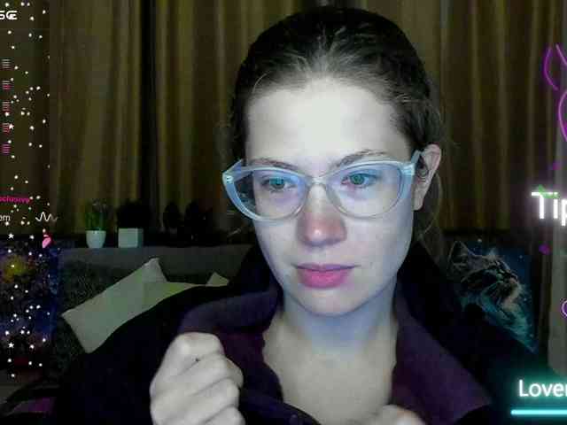 Aliciafolow009 webcam