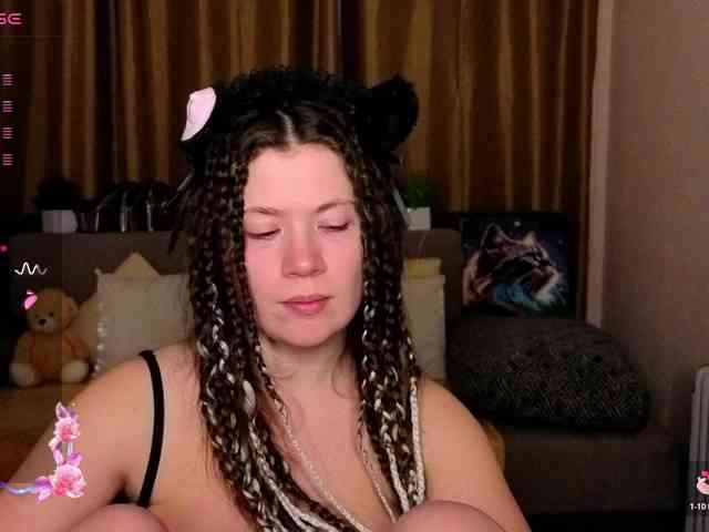 Aliciafolow009 webcam