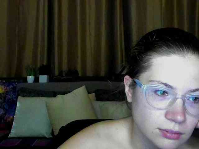 Aliciafolow009 webcam