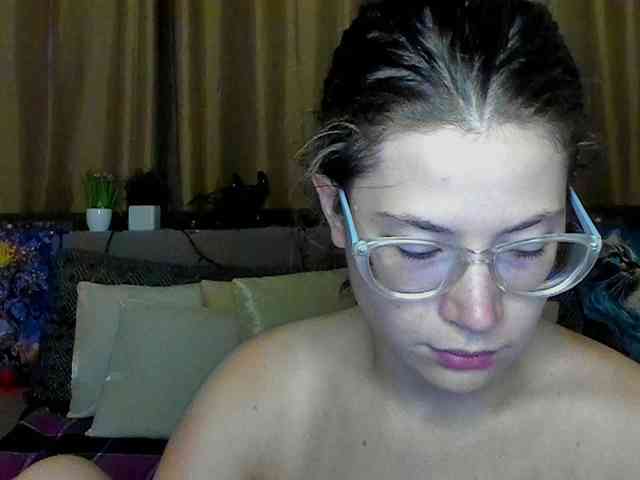 Aliciafolow009 webcam
