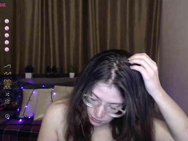 Aliciafolow009 webcam
