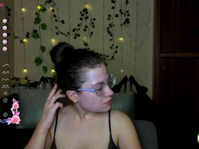 Aliciafolow009 webcam