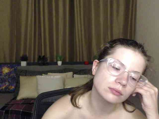Aliciafolow009 webcam