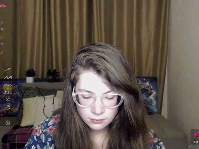 Aliciafolow009 webcam
