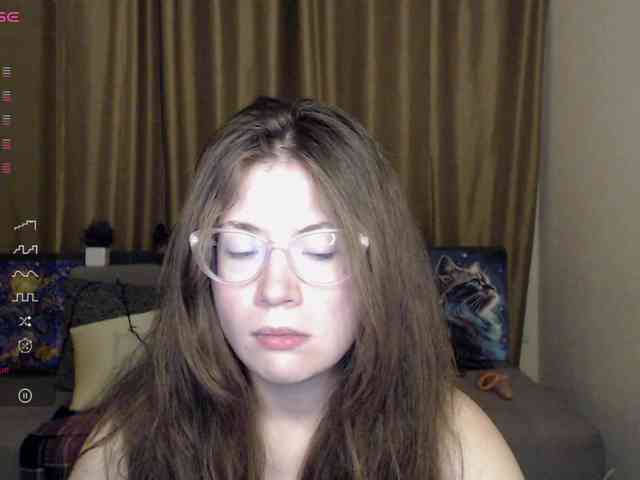 Aliciafolow009 webcam