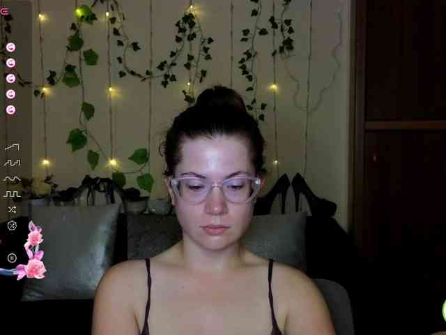 Aliciafolow009 webcam
