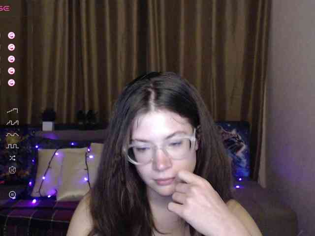 Aliciafolow009 webcam
