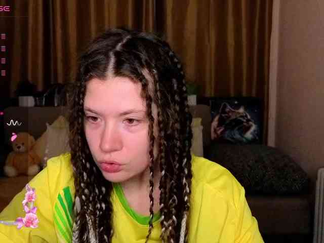 Aliciafolow009 webcam