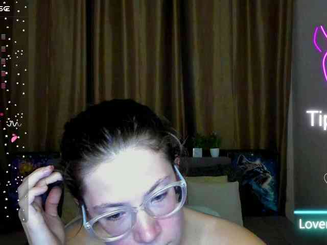 Aliciafolow009 webcam