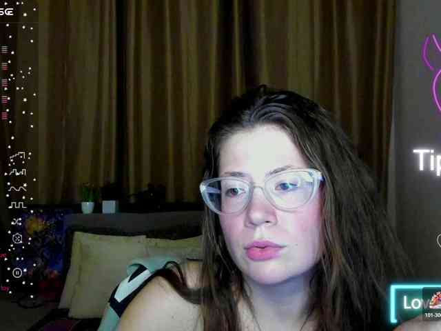 Aliciafolow009 webcam