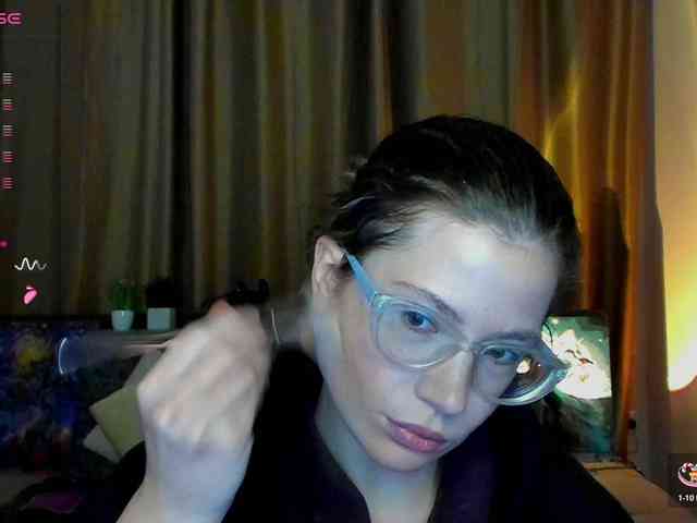 Aliciafolow009 webcam