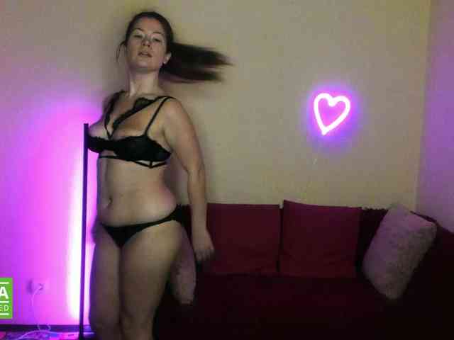 Aliciafolow009 webcam