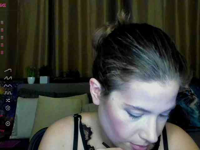 Aliciafolow009 webcam