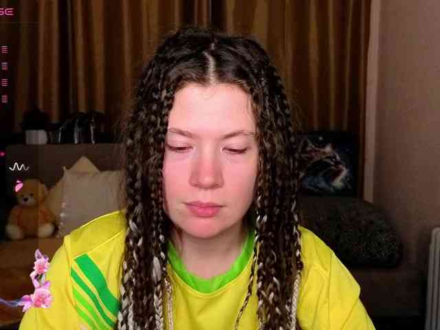 Aliciafolow009 webcam