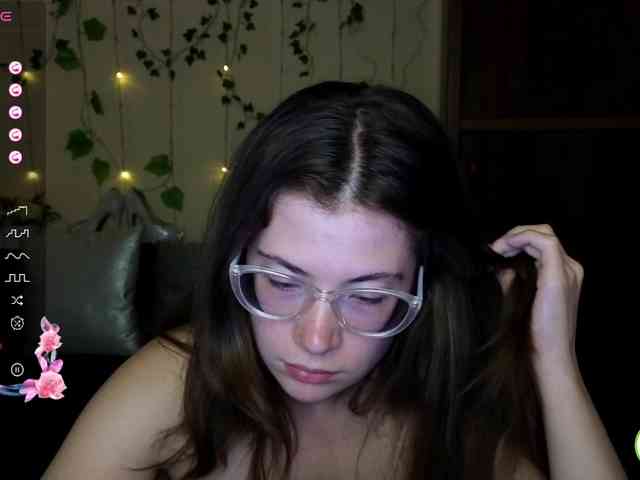 Aliciafolow009 webcam