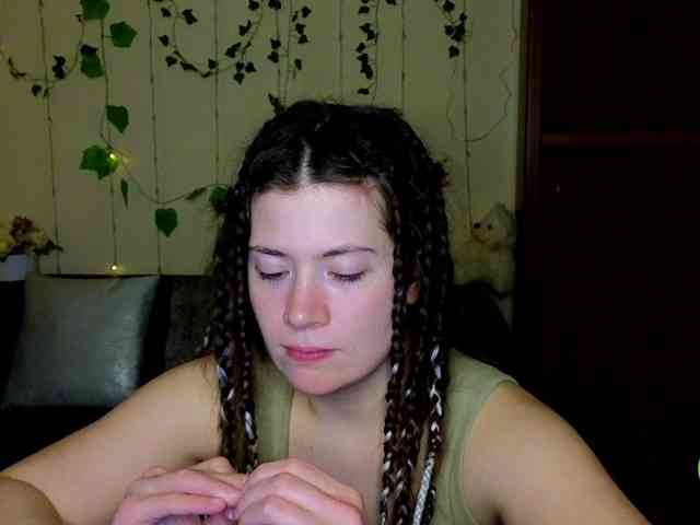 Aliciafolow009 webcam