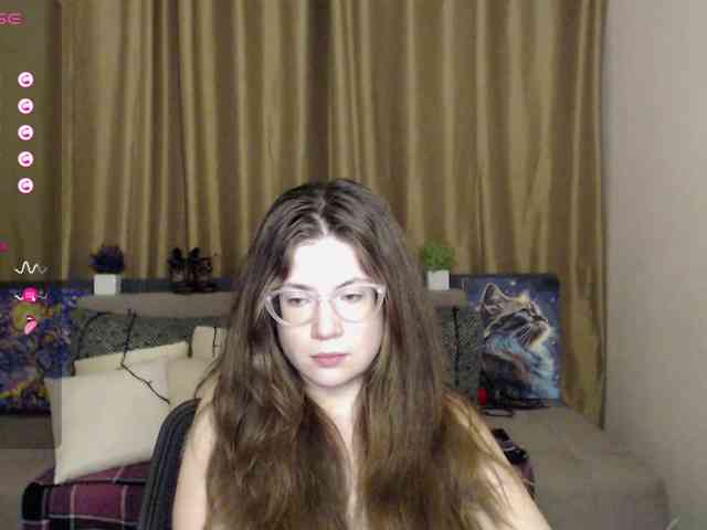 Aliciafolow009 webcam