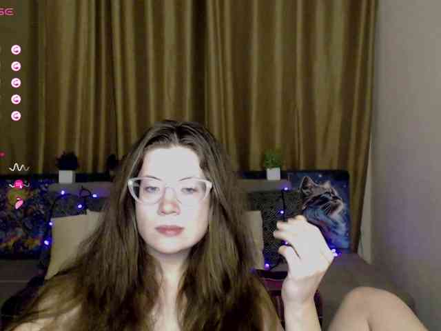 Aliciafolow009 webcam