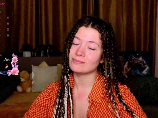 Aliciafolow009 webcam