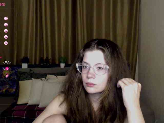 Aliciafolow009 webcam