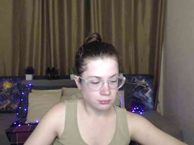 Aliciafolow009 webcam