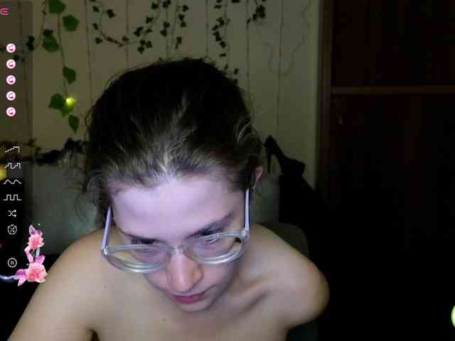 Aliciafolow009 webcam