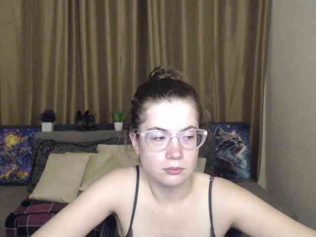 Aliciafolow009 webcam