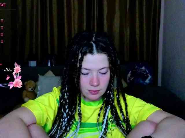 Aliciafolow009 webcam