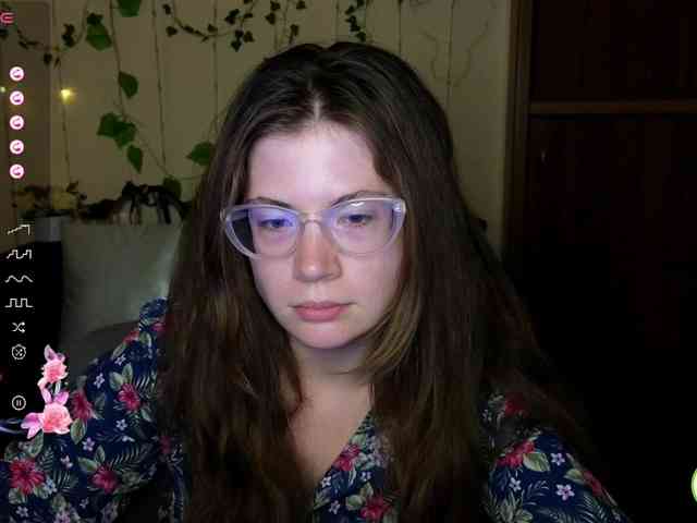 Aliciafolow009 webcam