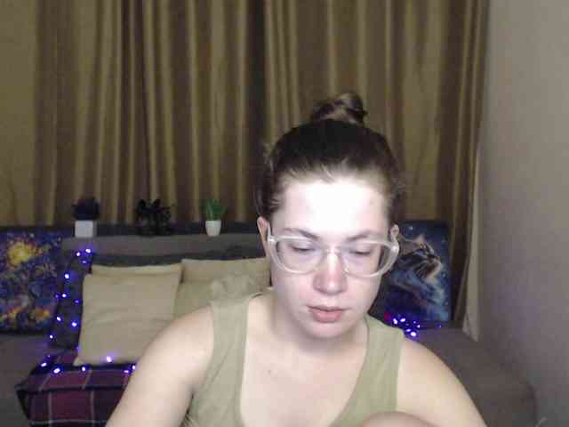Aliciafolow009 webcam