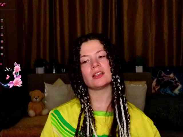 Aliciafolow009 webcam