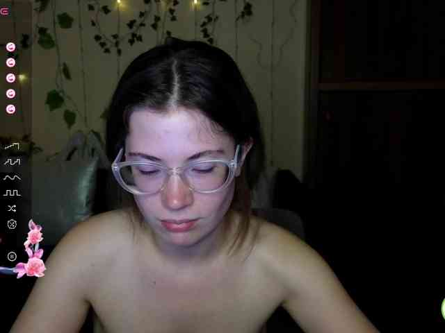 Aliciafolow009 webcam