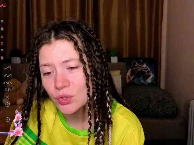 Aliciafolow009 webcam