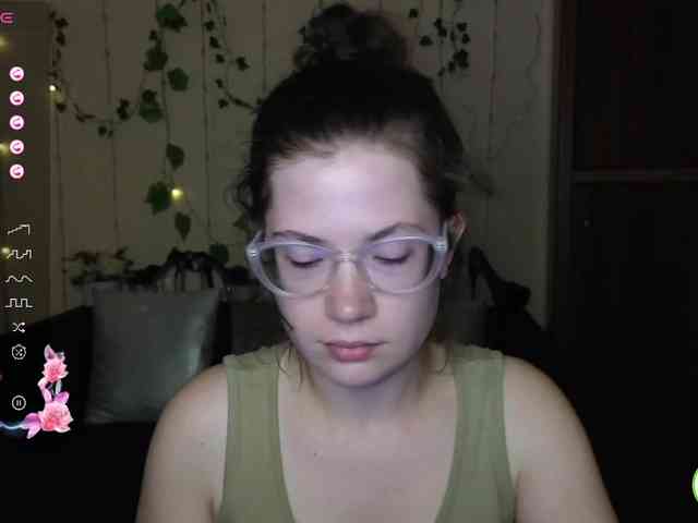 Aliciafolow009 webcam