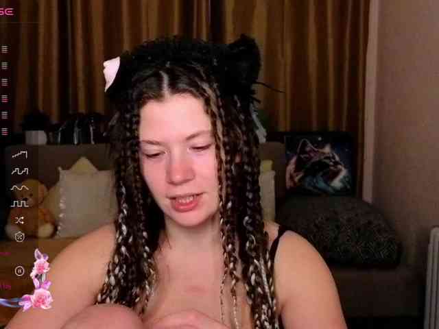 Aliciafolow009 webcam