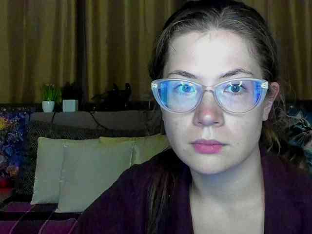 Aliciafolow009 webcam