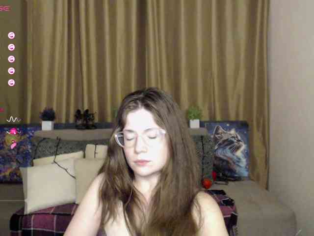 Aliciafolow009 webcam