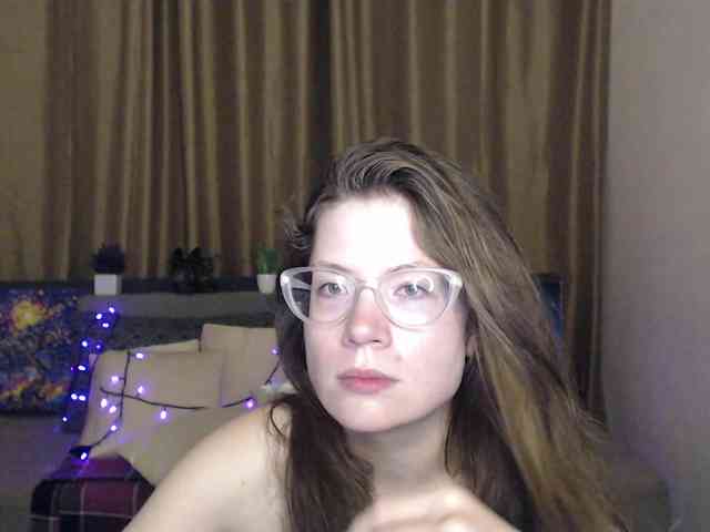 Aliciafolow009 webcam