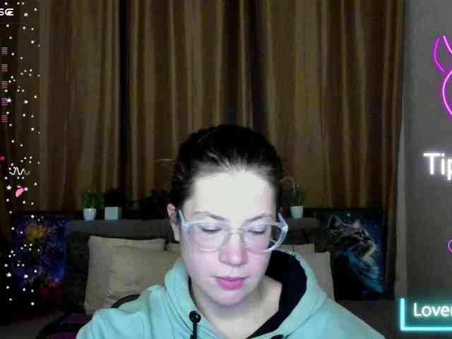 Aliciafolow009 webcam