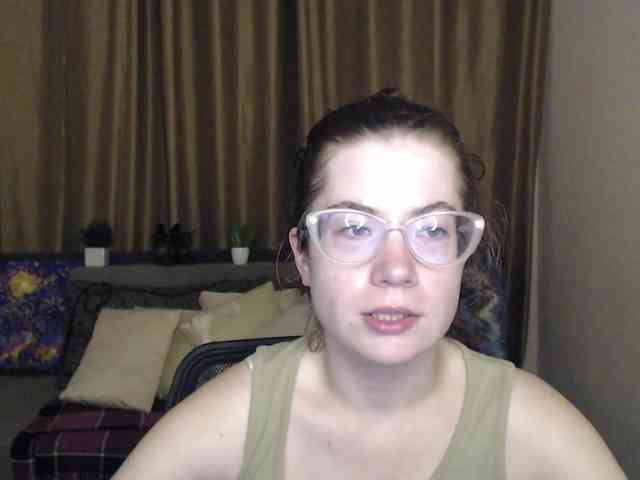 Aliciafolow009 webcam