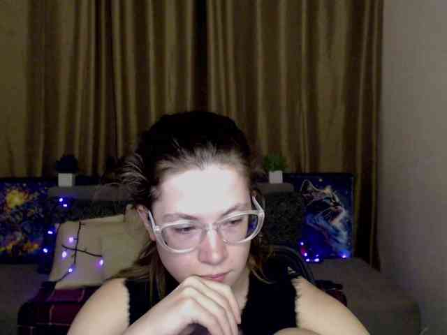 Aliciafolow009 webcam
