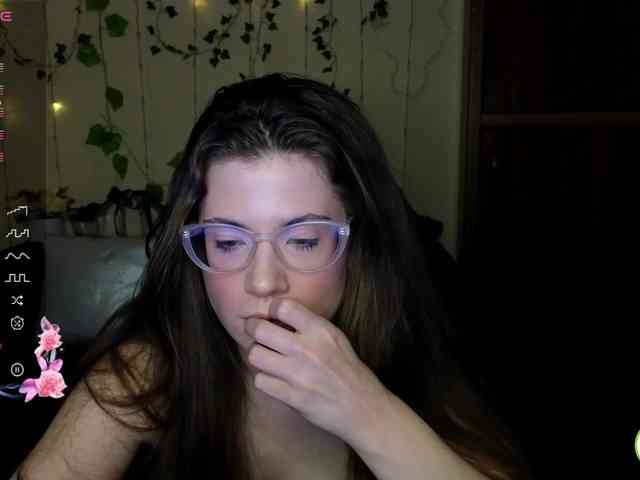 Aliciafolow009 webcam