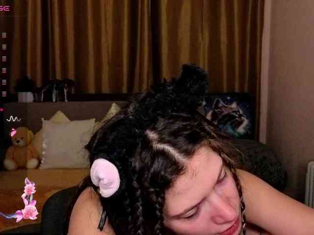 Aliciafolow009 webcam