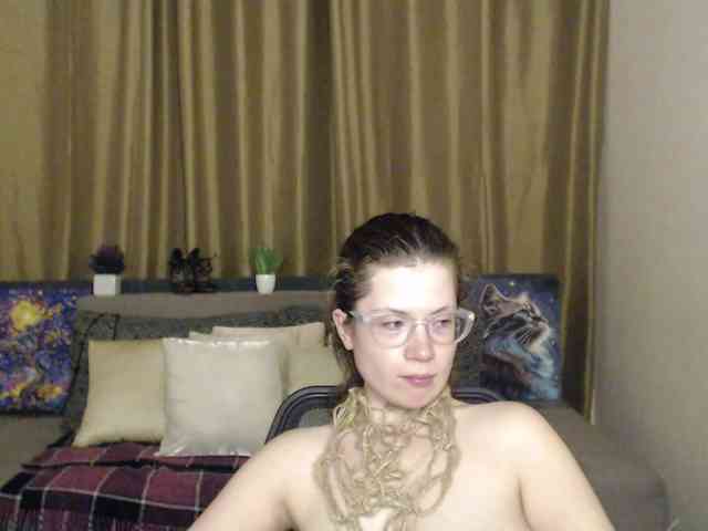 Aliciafolow009 webcam