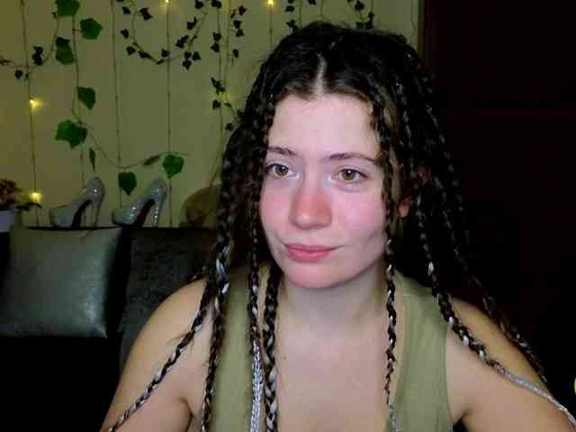 Aliciafolow009 webcam