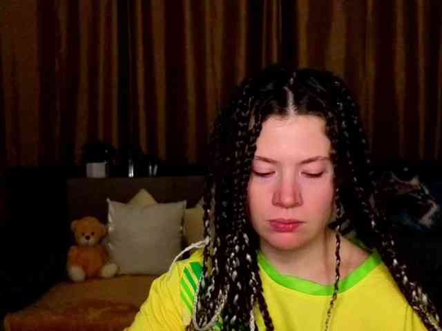 Aliciafolow009 webcam