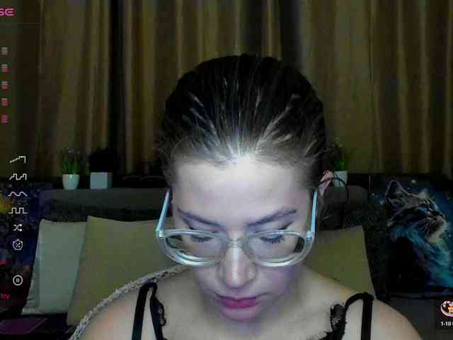 Aliciafolow009 webcam