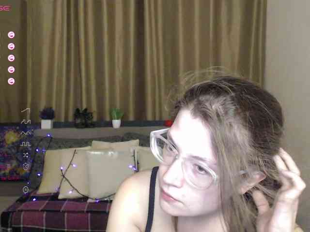 Aliciafolow009 webcam